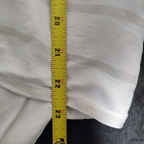 Elegant Women's White and Gray Striped Tank Top - Picture 7 of 7